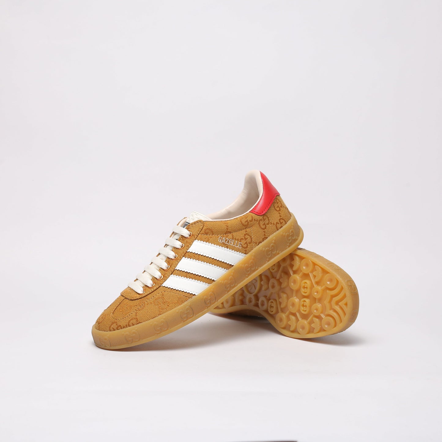 RegaliaStep® – Limited Heritage Low Sneaker