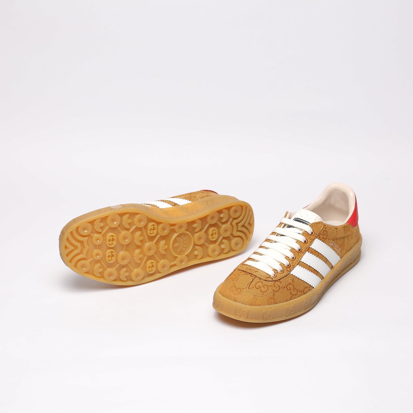 RegaliaStep® – Limited Heritage Low Sneaker