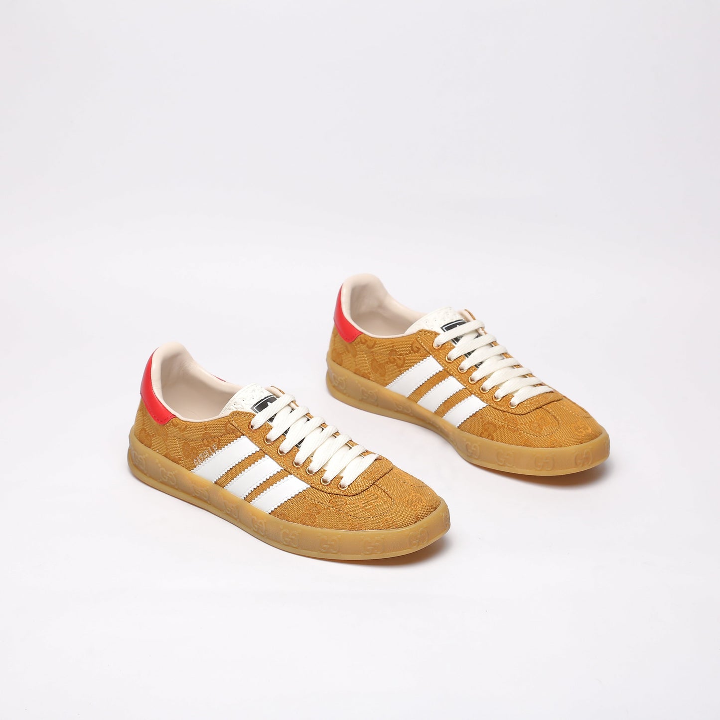 RegaliaStep® – Limited Heritage Low Sneaker