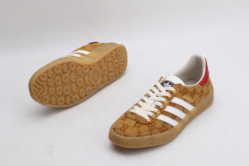 StrideLuxe® – Exclusive Heritage Fusion Low Sneaker