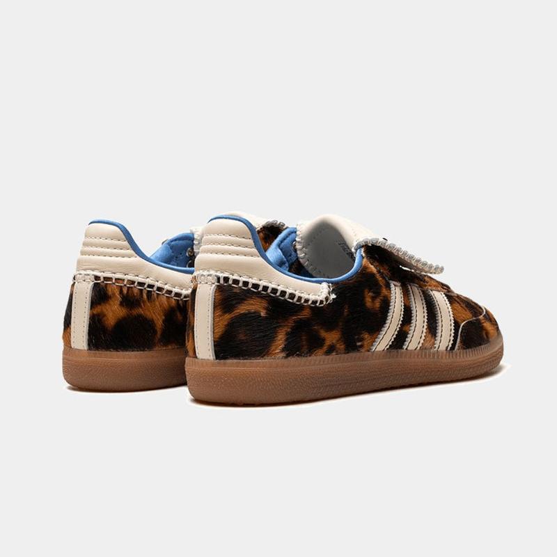 SavannaPulse® – Leopard Luxe Classic Low
