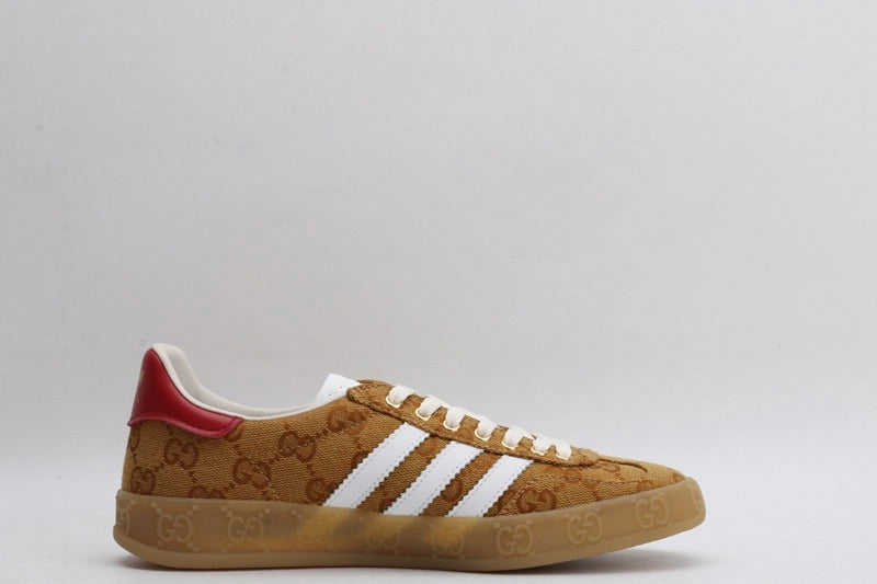 StrideLuxe® – Exclusive Heritage Fusion Low Sneaker
